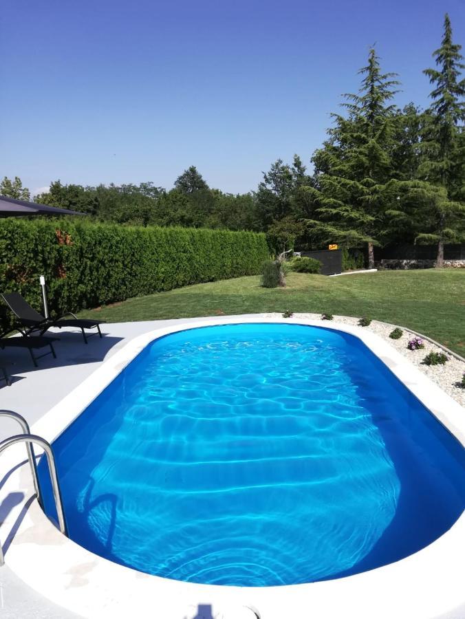 Holiday Home Maria Pazin Extérieur photo