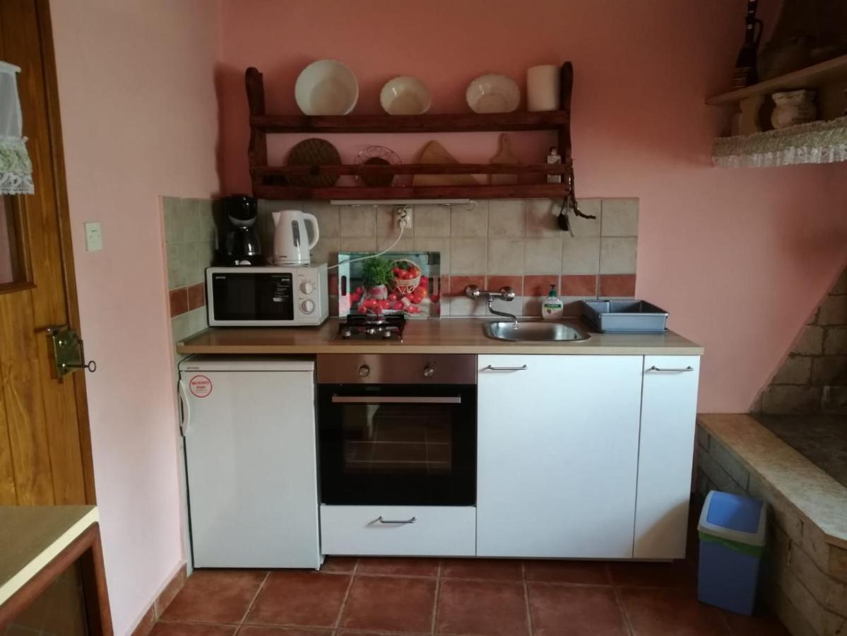 Holiday Home Maria Pazin Extérieur photo